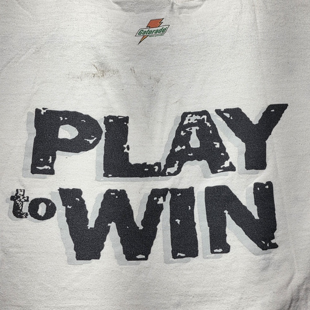 Vintage 2002-2003 Gatorade Play to Win T-Shirt Men's XL White Fruit of the Loom‎